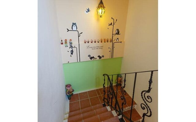 Jumping Hostel