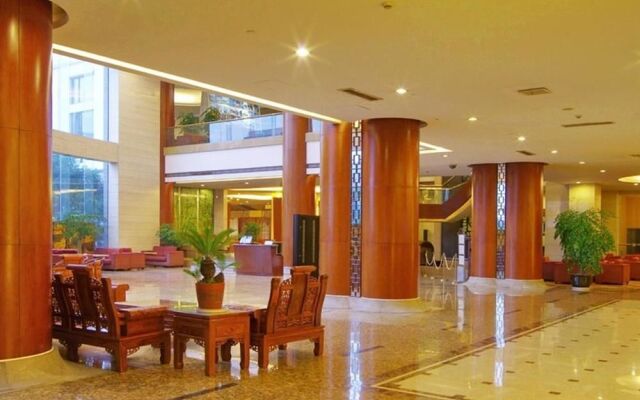 Gold Riverside Hotel