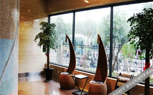 Sunny Boutique Hotel