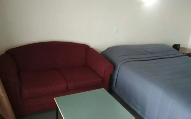 Willowbank Motel