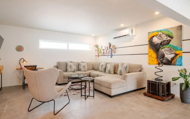 Modern Trestrapi Beach Villa 8 bed 8 Bath 2 Pools