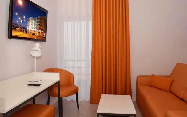 THE FOZ Beach Hotel