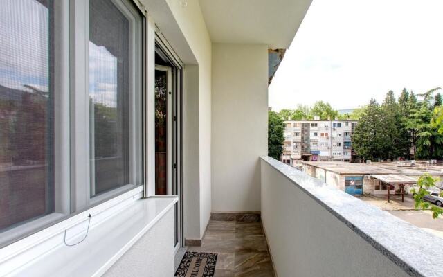 Inner City Apartment