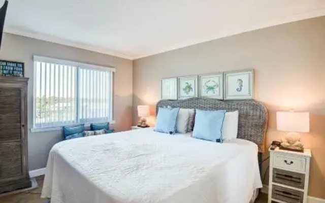 Beachcrest 0401