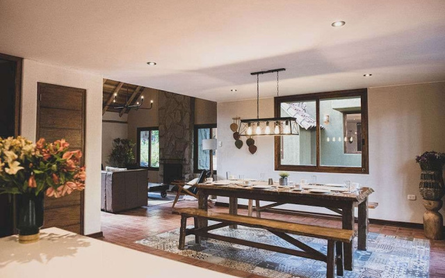 w Warm 3BR Villa in Sacred Valley