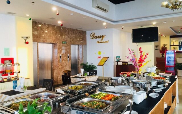Happy Life Hotel
