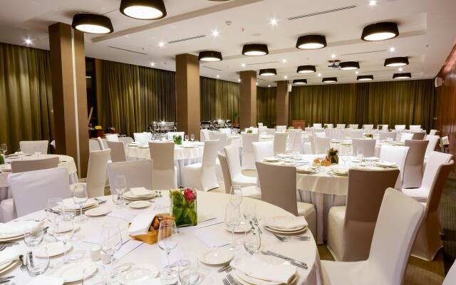 Hotel 2 Fevrier, Lome
