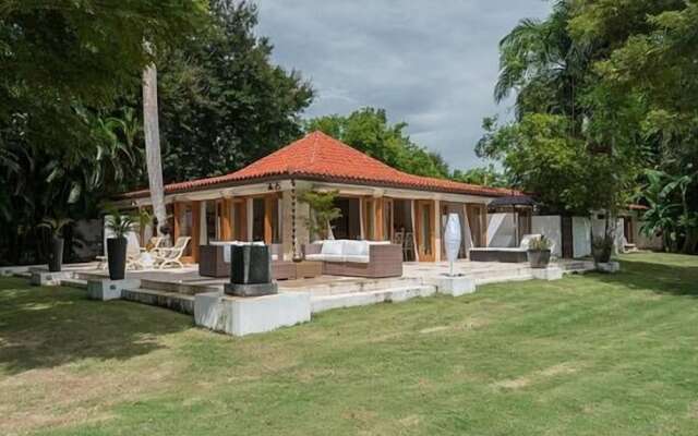 Villa Emily