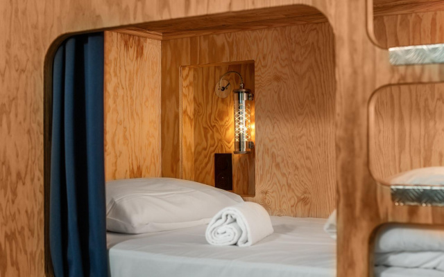 Eklo Hotels Clermont-Ferrand City center train station