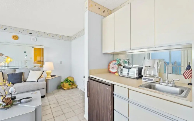 Edgewater Beach & Golf Resort by Panhandle Getaways