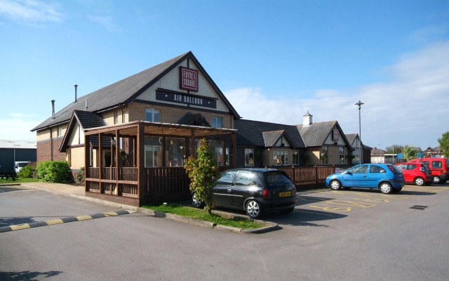 Premier Inn Blackpool Airport