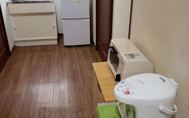 Yamate Rest House - Hostel, Caters to Men