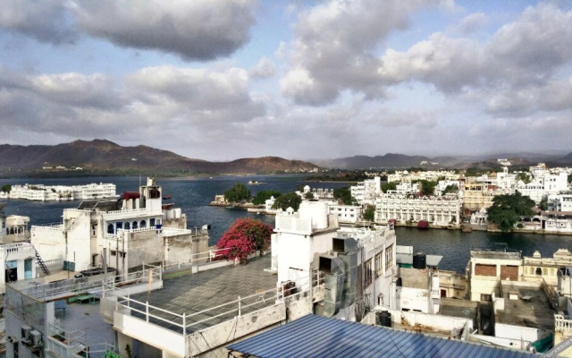 Gyan Villa