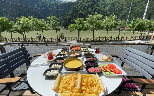 Ozkan Hotel