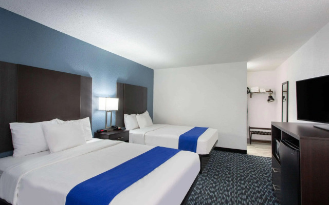 Baymont by Wyndham Charlotte University