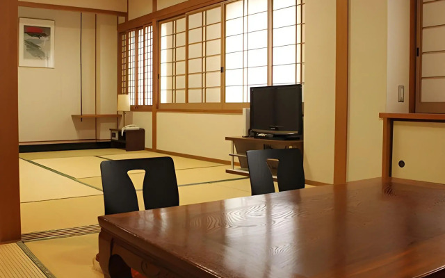 HOTEL LiVEMAX Iyo Mishima