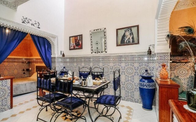 Riad For S