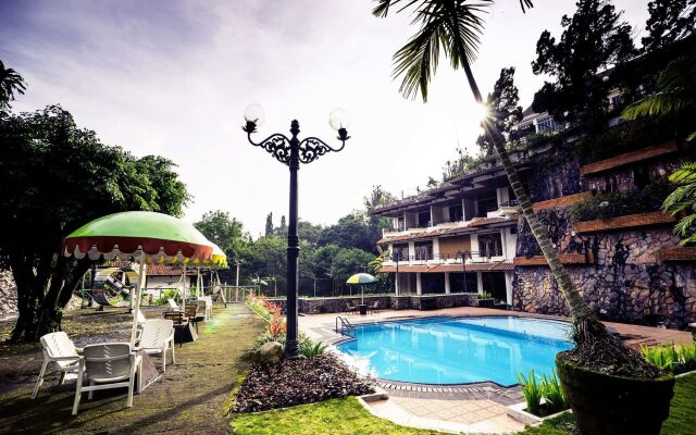 Royal Hotel and Convention Tretes