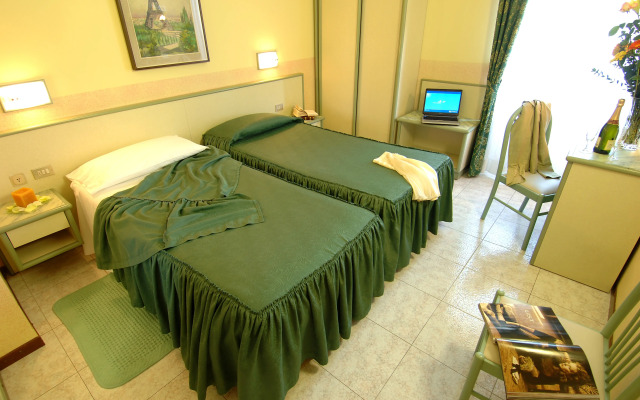 Hotel Mistral