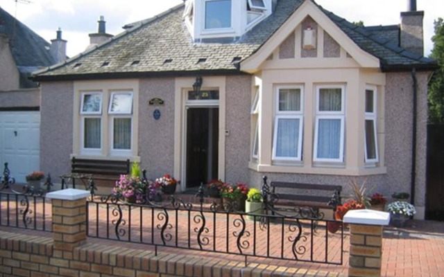 Blinkbonny House