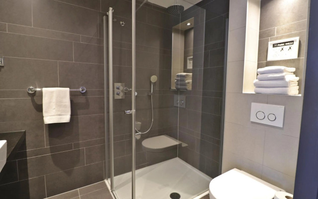 XO Hotels Park West