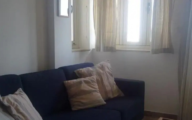 Chloe's House