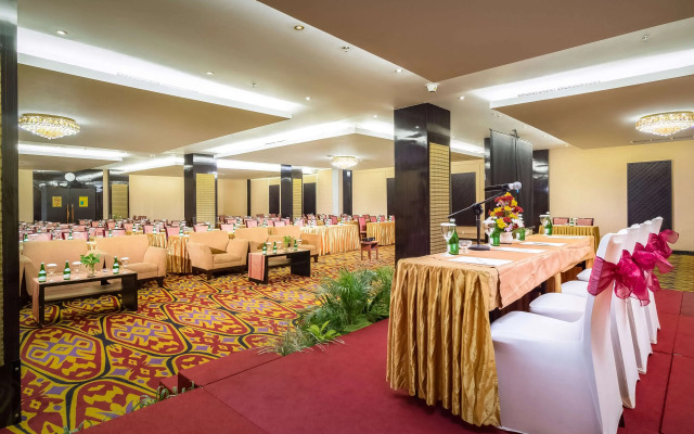 Best Western Plus Makassar Beach