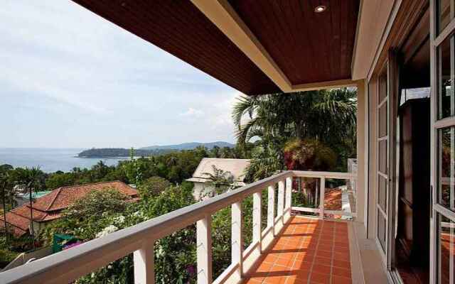 Ruedi Villa - 2 Plus 1 Bed Holiday Home with Pool at Kata Beach Phuket