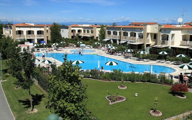 Beautiful Village For 5 People With Pool