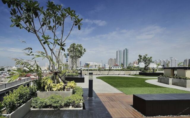 Апартаменты Locals Sathorn Siamese Nang Linchee