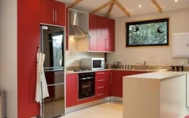 Bamboo Cottage