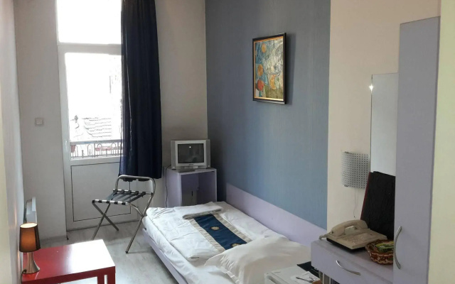 Scottys Boutique Hotel
