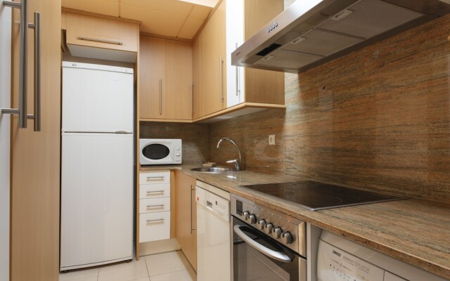 T&H Les Ones Family Apartments