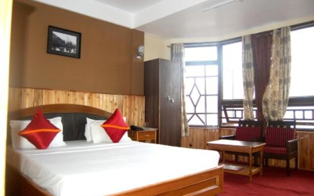 Lama Dhim Hotel by OYO Rooms