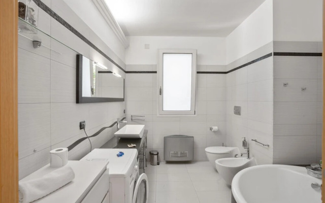 Valenzano Villa between art & nature
