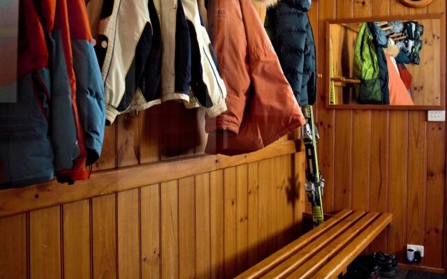 Cloud 9 Alpine Lodge