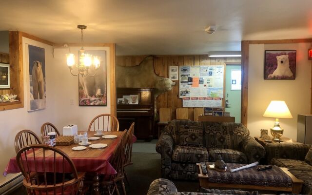 Iceberg Inn