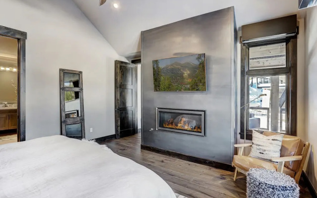 Wintours Leap 4 Bedroom Townhouse by RedAwning