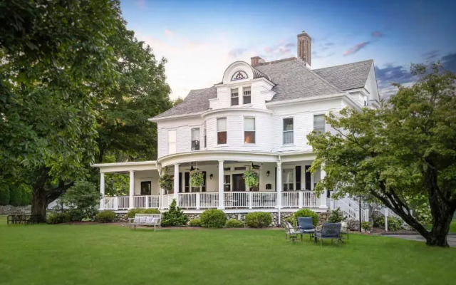 West Lane Inn