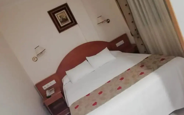Hotel Cabo Festiñanza