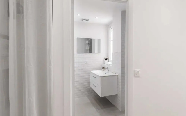 Charming Studio - 2P - Sea View - Antibes