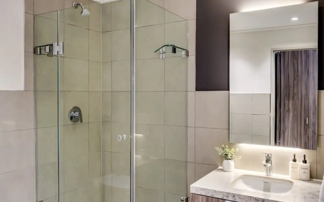 Urban Cape Town Living at City Suite 805