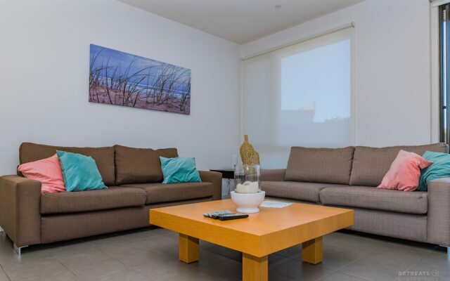 Poolside 3 Bedroom Condo