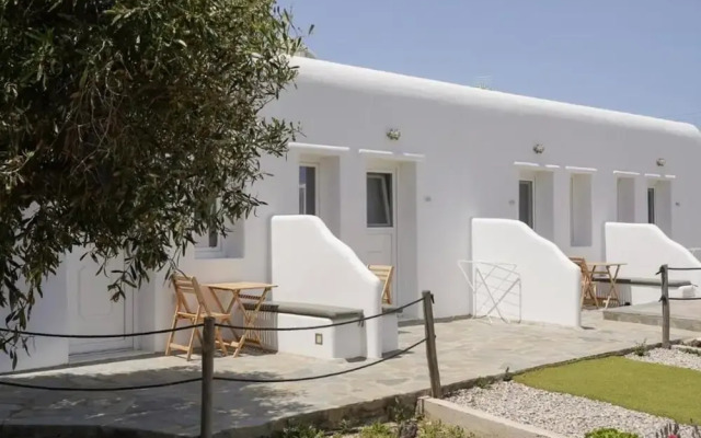 Casa Nostra Rooms & Studios