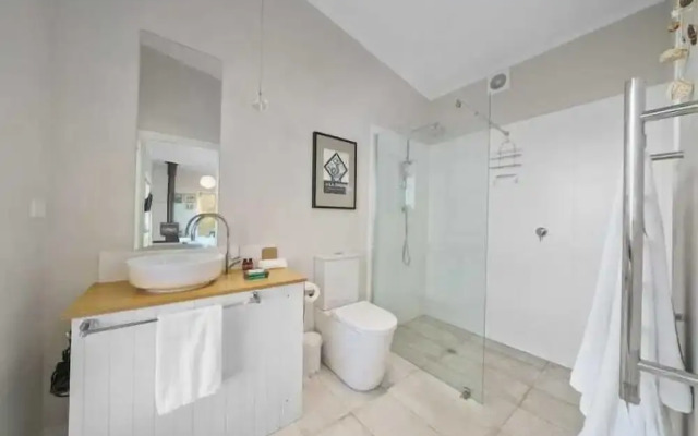 Flotsam Studio Accommodation