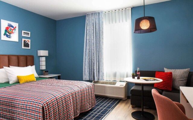 Uptown Suites Extended Stay Denver CO – Westminster