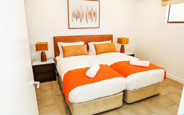 Temple 313 Recently Refurbished 3BR Apt