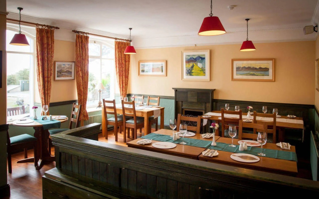 Eldons Hotel & Restaurant