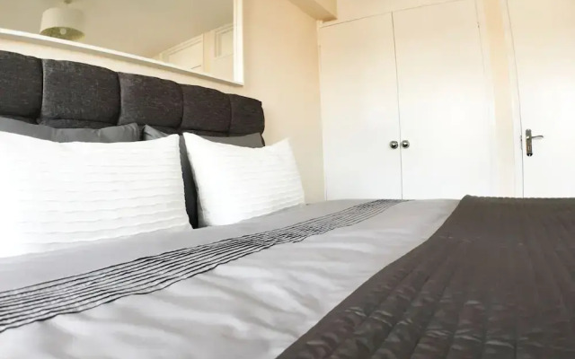 Luxury One Bedroom Apartment Aldershot