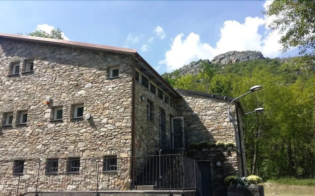 Rifugio Escursionistico Cascina Porro